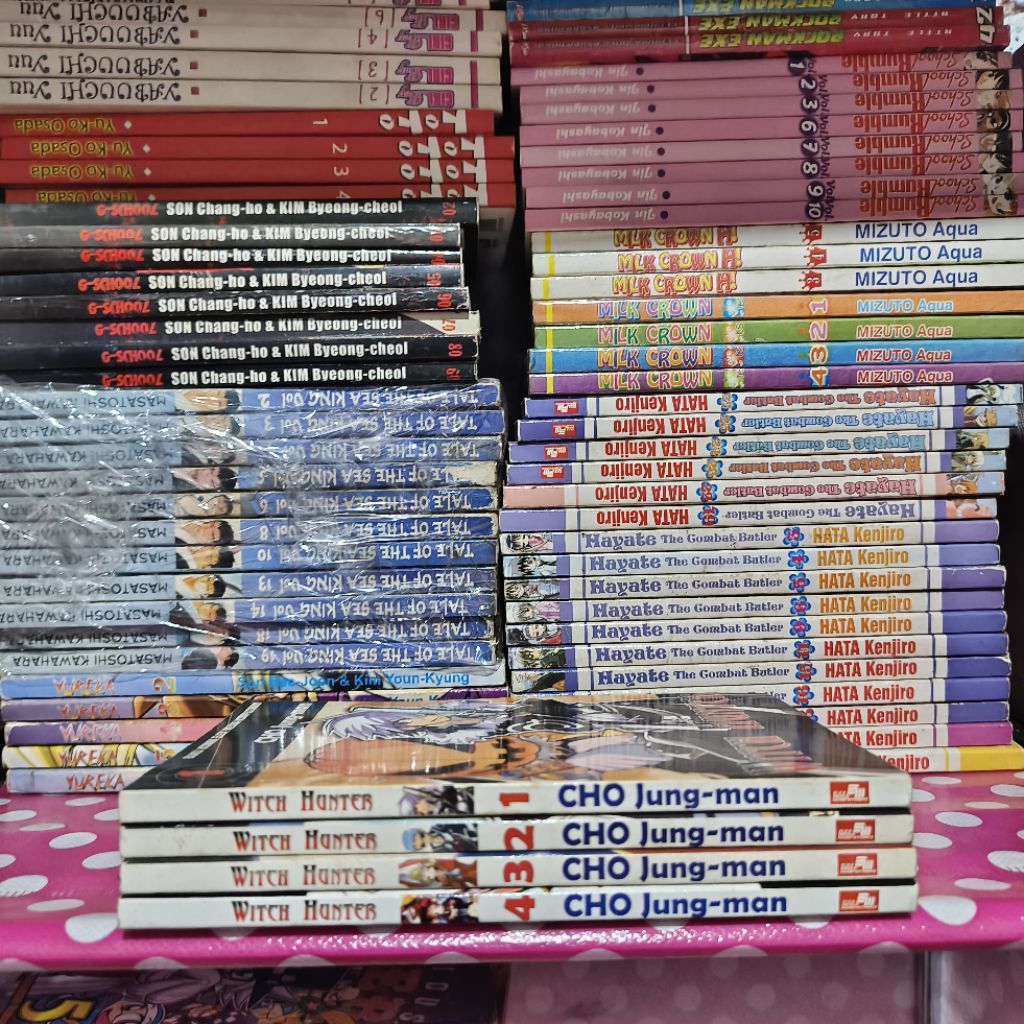 Komik Witch Hunter Set Vol.1-4