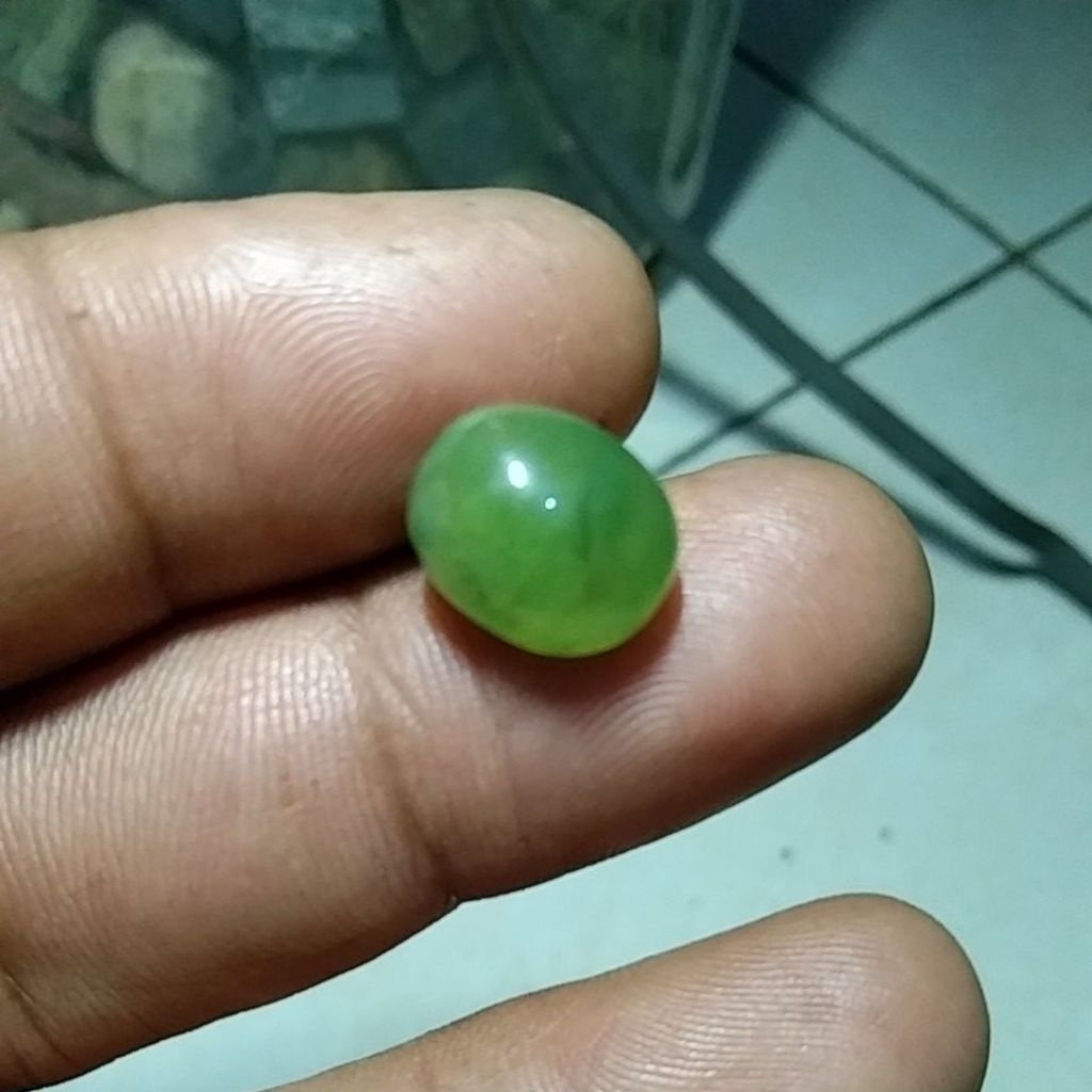 BATU IDOCRASE LUMUT KUMBANG JATI CRYSTAL