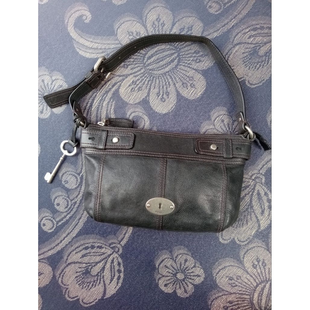 TAS MADOX TOP ZIP HITAM OCIL VVGC