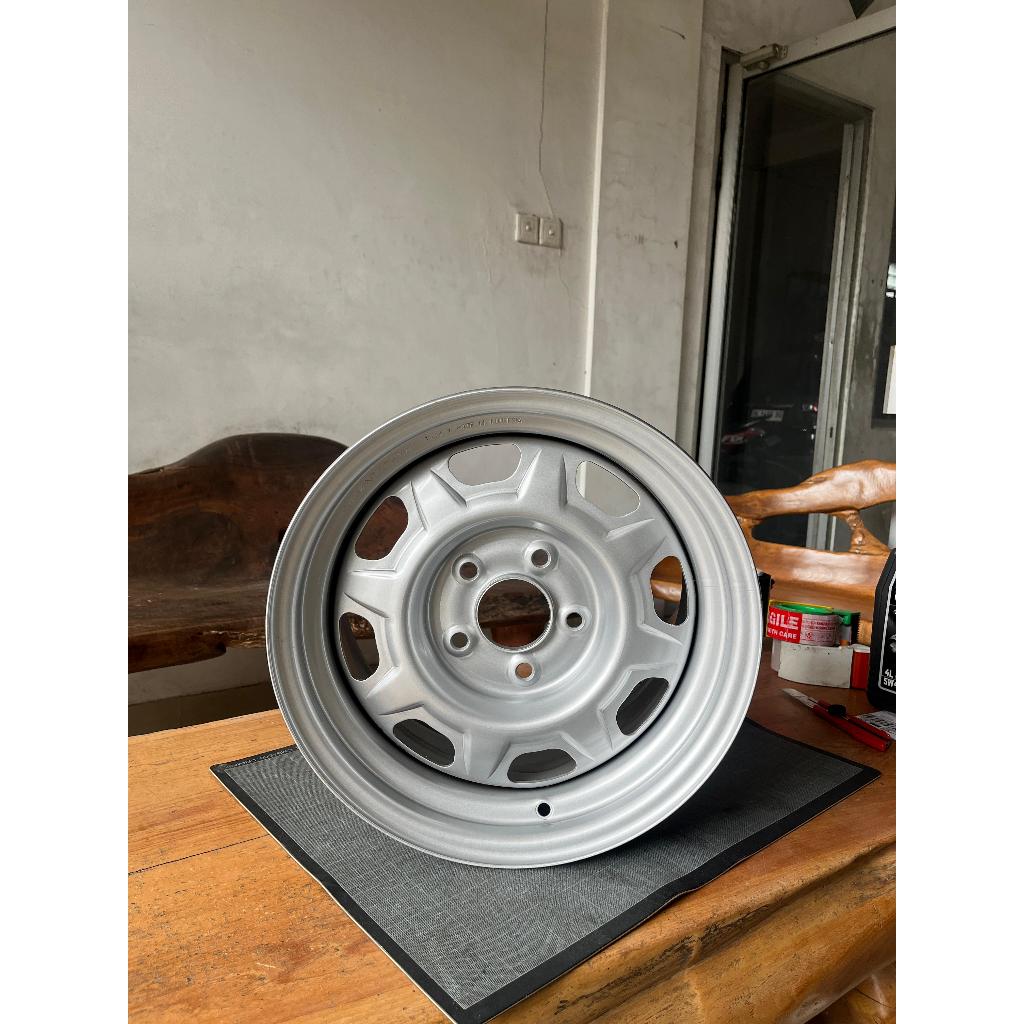 [CLEARANCE SALE] VELG AVANTECH hanya sisa 1 pcs (WAJIB BACA DESKRIPSI)