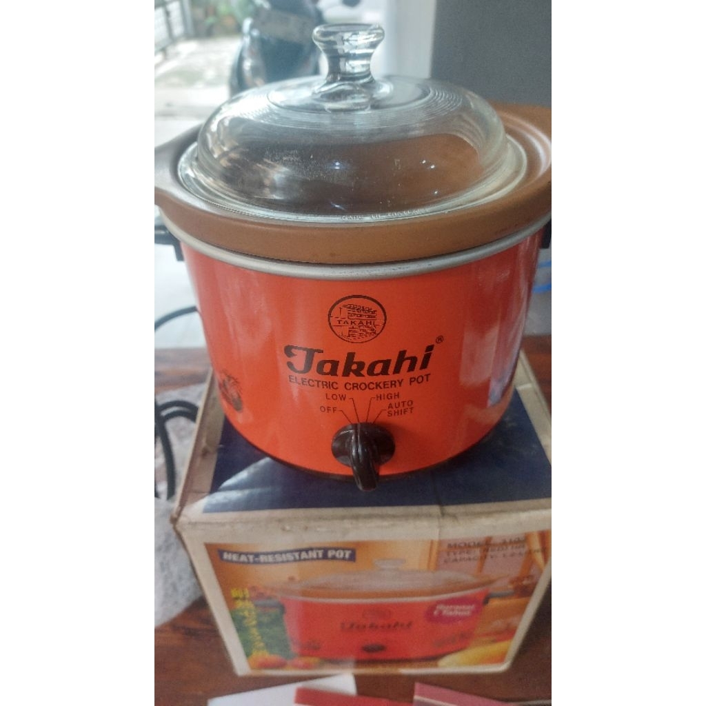 TAKAHI SLOW COOKER 1.2 Liter mpasi  /PRELOVED LIKE NEW/include packing kayu