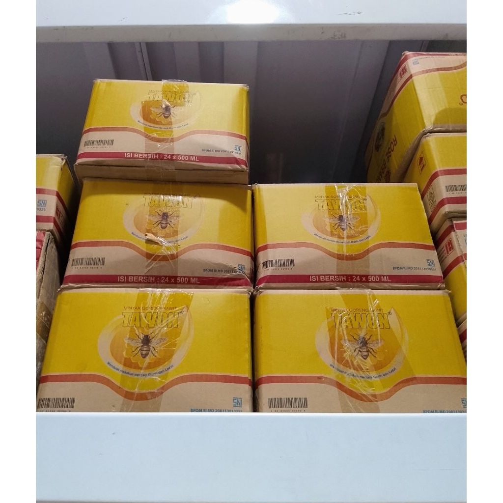 1 Karton Minyak Goreng Sawit Tawon 500ml isi 24 pcs - Rasa Gurih, Tekstur Halus, Praktis untuk Pengg