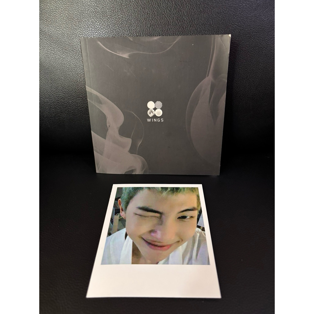 Preloved Album WINGS + PC RM