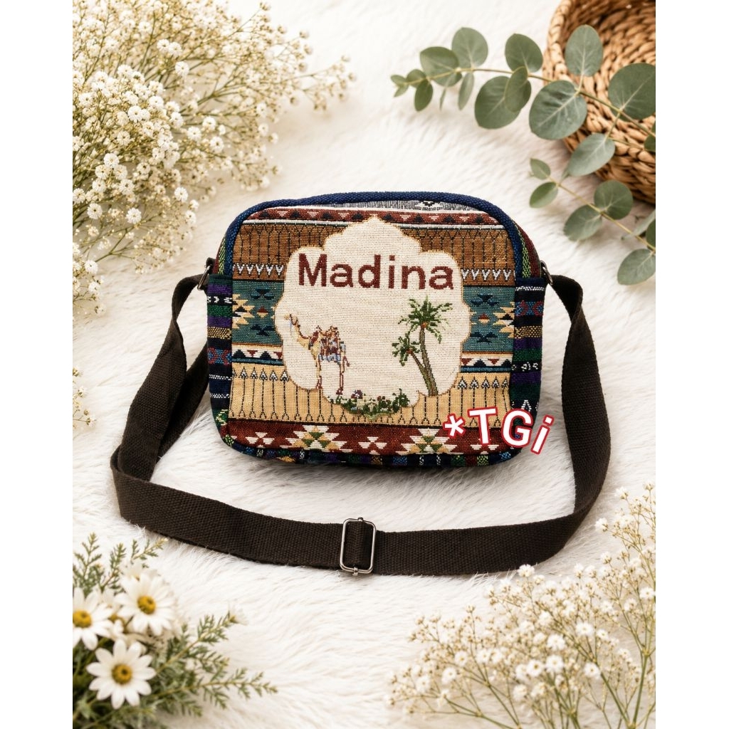 Tas wanita/ selempang wanita/ Tas selempang Satu ruang// oleh oleh Haji umroh // tas selempang motif