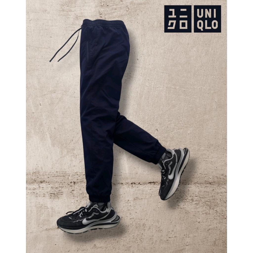 Uniqlo sweat jogger pants keren bahan enak nyaman warna dark navy pekat second preloved