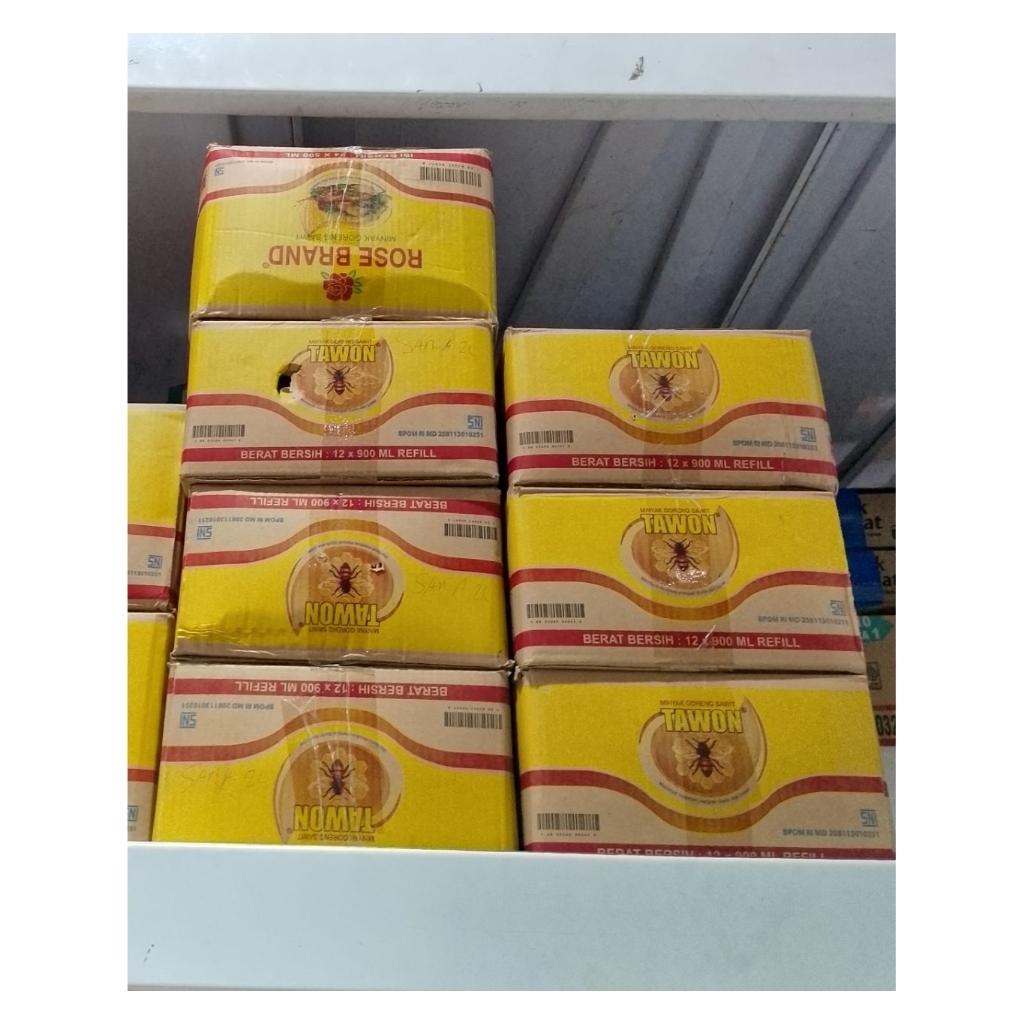 1 Karton Minyak Goreng Tawon 900ml isi 12 pcs - Rasa Alami, Tekstur Lembut, 100% Minyak Goreng