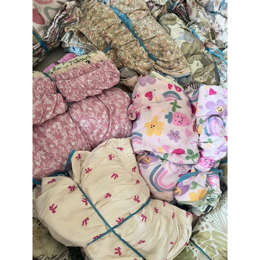 CELANA PENDEK KAIN DEWASA BAHAN ADEM