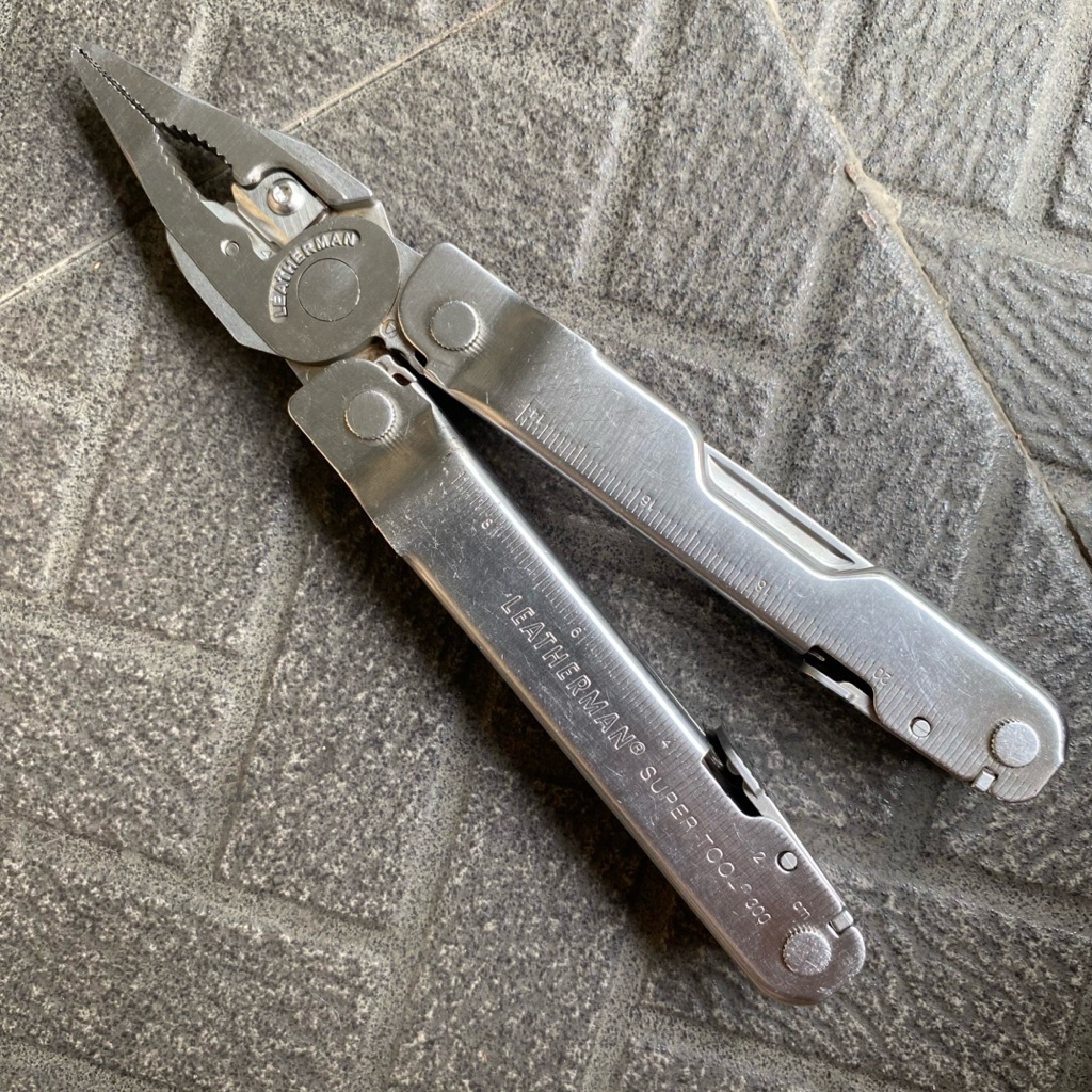 Leatherman Super Tool 300