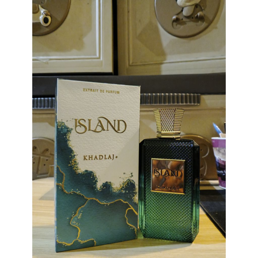 parfum khadlaj island