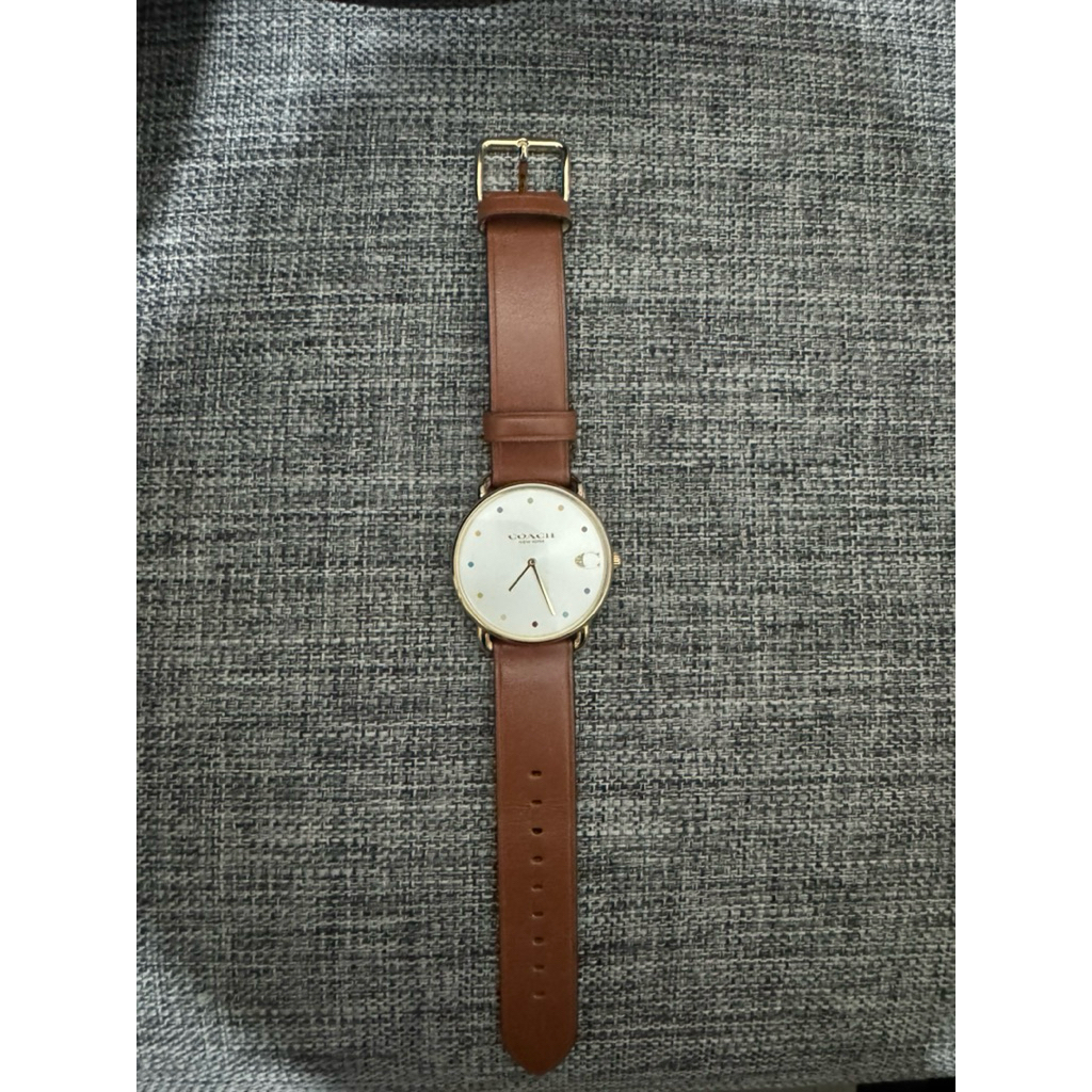 PRELOVED - Jam tangan second by Coach