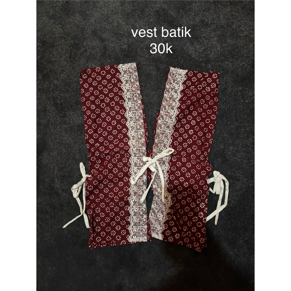 [PRELOVED] vest batik merah