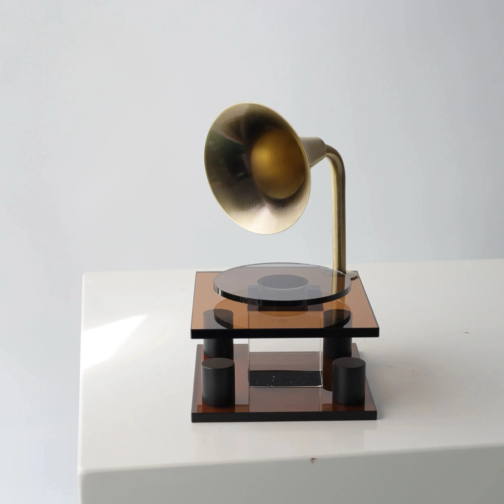 Honne Crystal Gramophone Music Home Decor Ornament Statue/ pajangan kotak musik unik aestetik mewah
