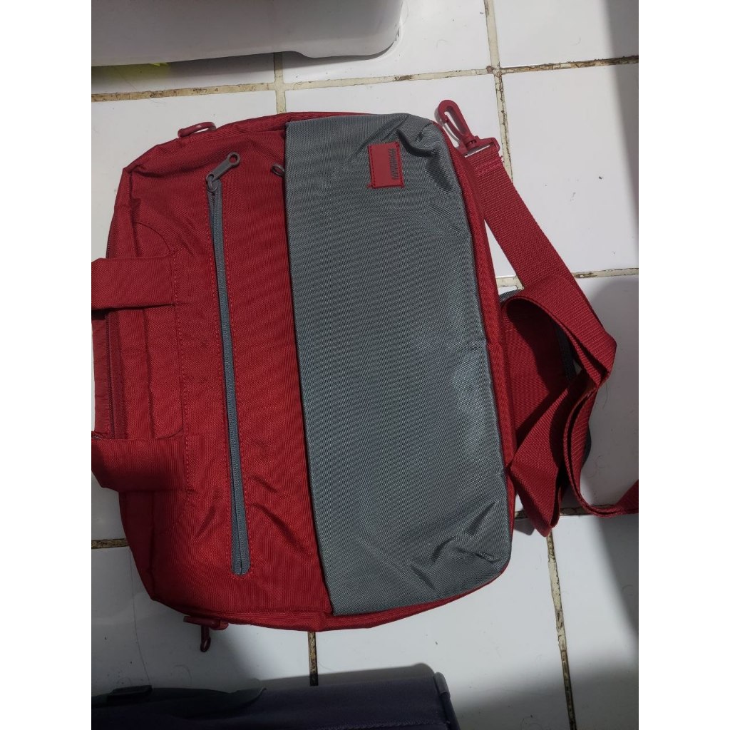 American Tourister 2-Way Laptop Briefcase & Shoulder Bag (Preloved) Asli American Tourister