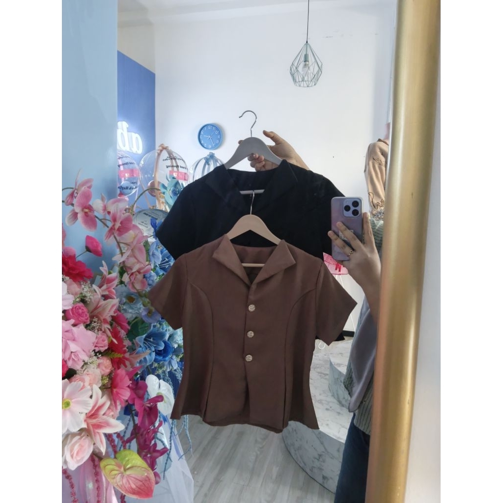 Elea top