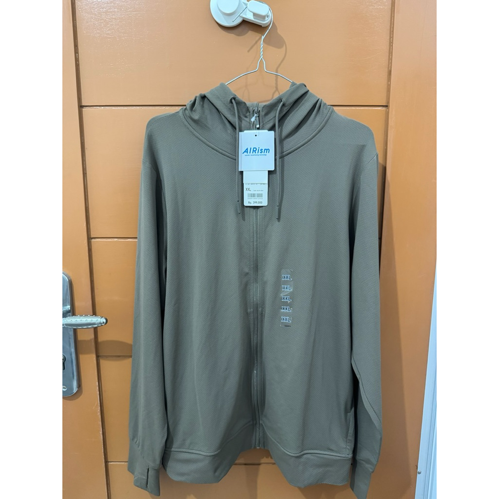 Uniqlo Jacket Airism