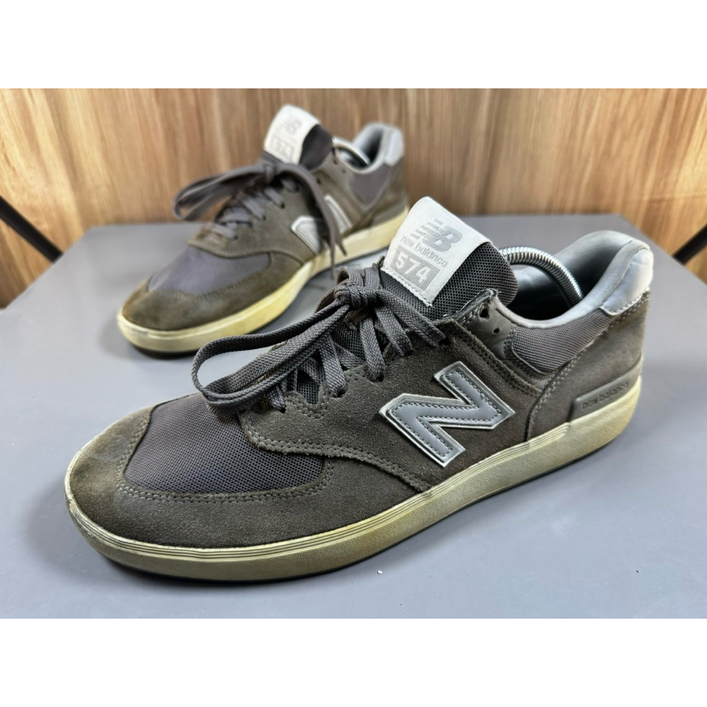 Sepatu Bekas/Mantan New Balance NB 574 Numeric Skate Size 45.5/29.5Cm