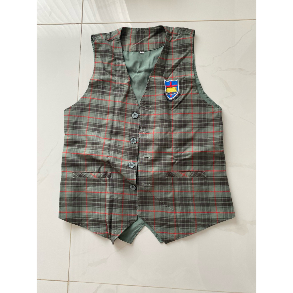 Preloved Seragam Sekolah SMAK SMA BPK Penabur - Rompi Seragam Putih Rok OR Topi Dasi 2nd & New