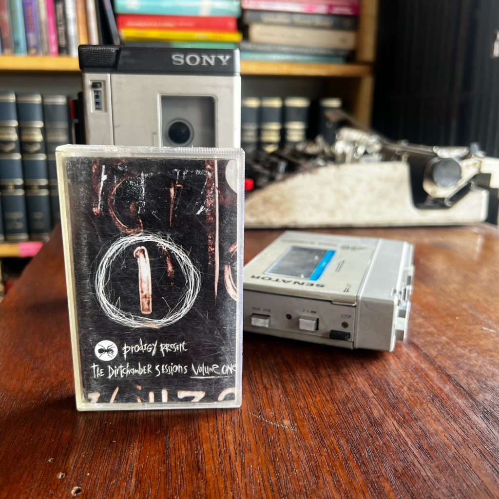 Kaset Pita Import Prodigy Present The Dirtchamber Sesions Volume One