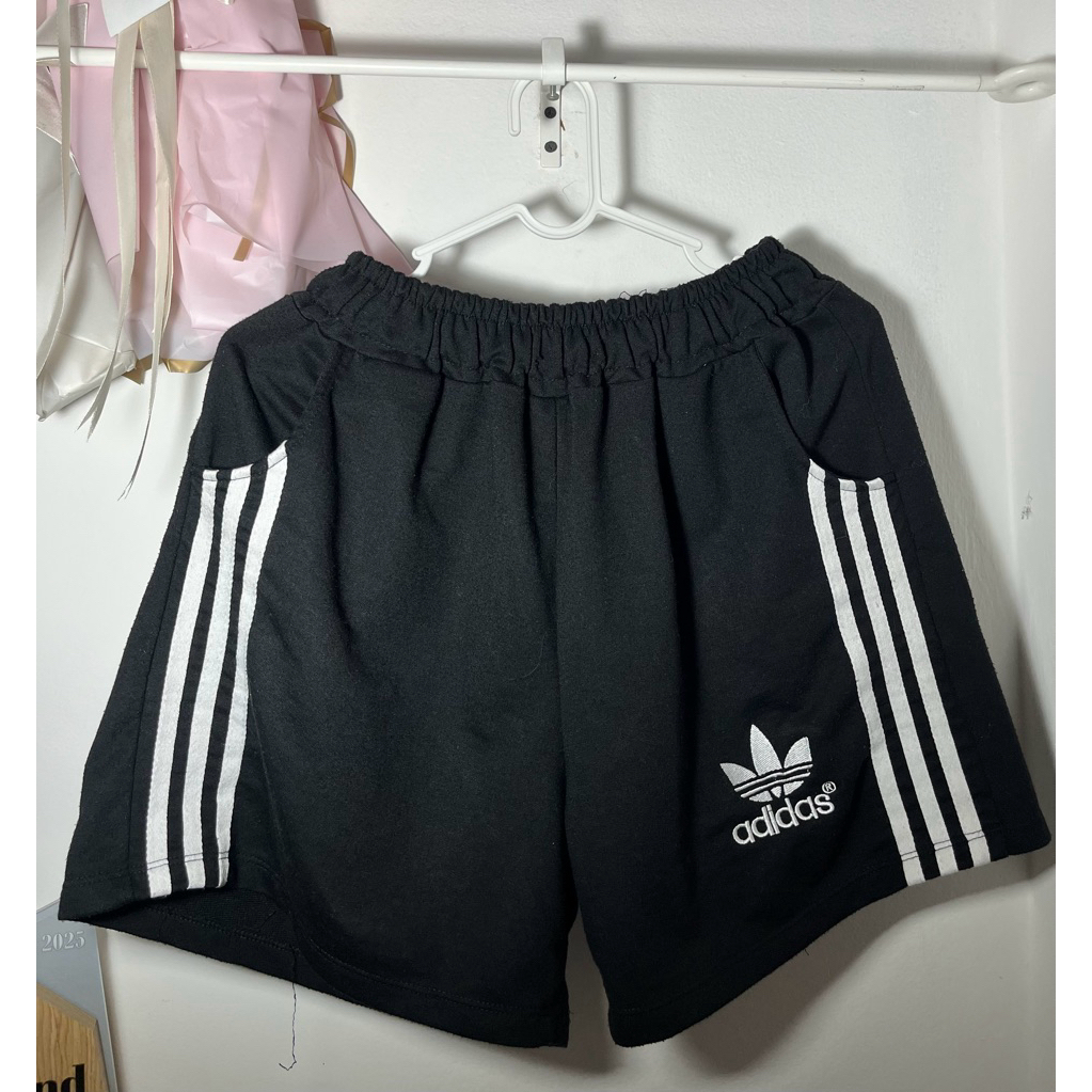 PRELOVED - Celana pendek adidas