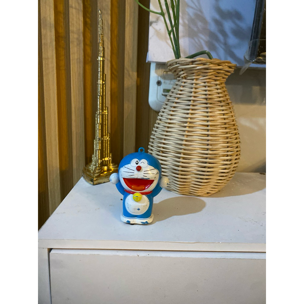 mainan doraemon original mcd (used)