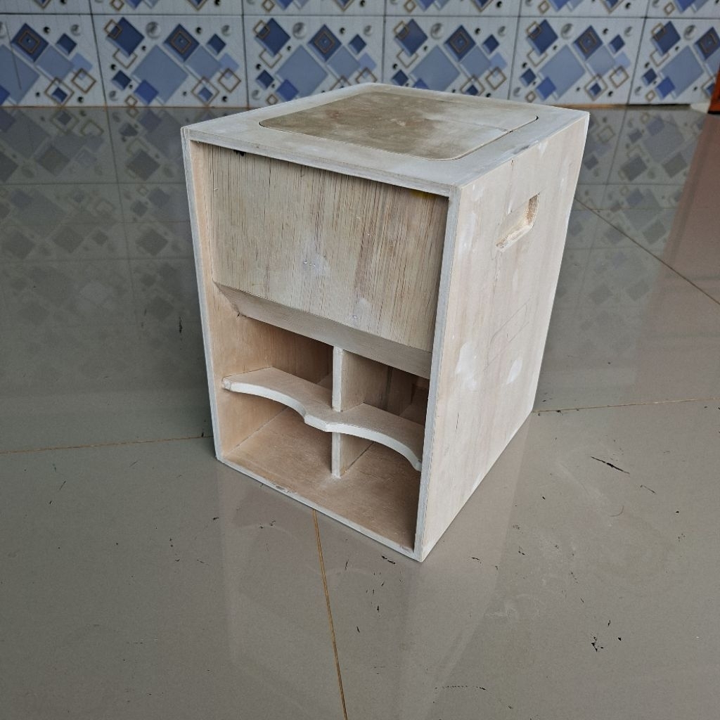 BOX SPEAKER 6 INC