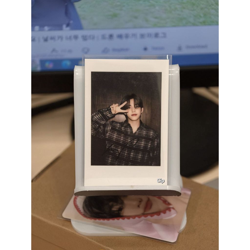 [READY STOCK] PHOTOCARD OFFICIAL SEUNGCHEOL YZY POLAROID SEVENTEEN | BACA DESKRIPSI