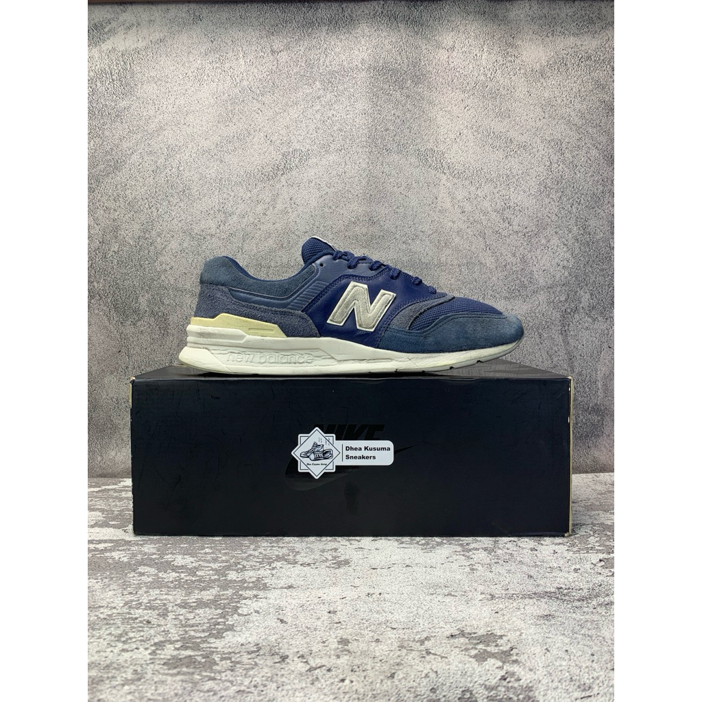Sepatu Second Casual  New Balance 997H ‘Navy Grey Matter’  Size 42,5 insole 27 cm  Original Guarante