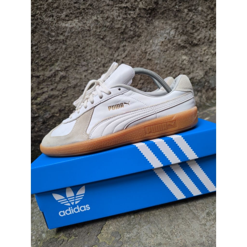 Sepatu Puma Army Trainer size 40.5