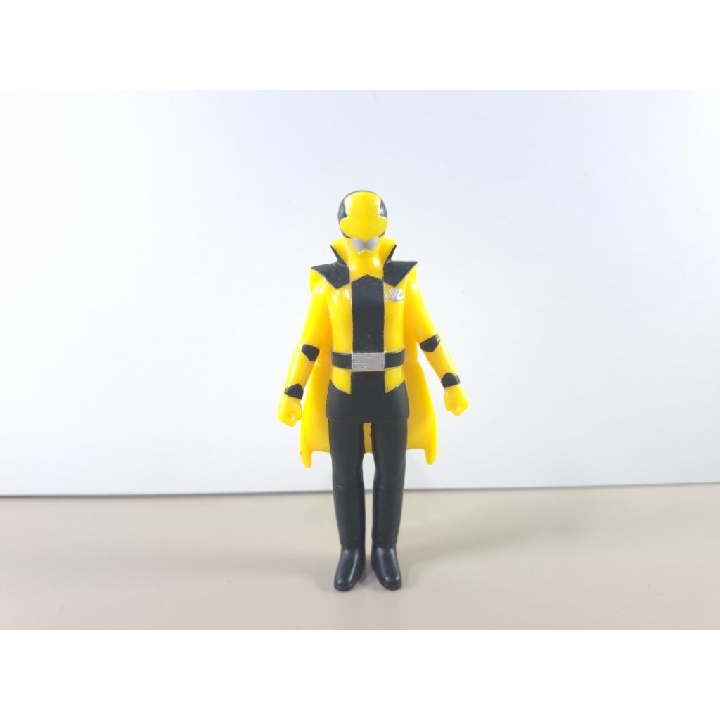 Figure Sentai Lupinranger Yellow Bandai 10 Cm E 92