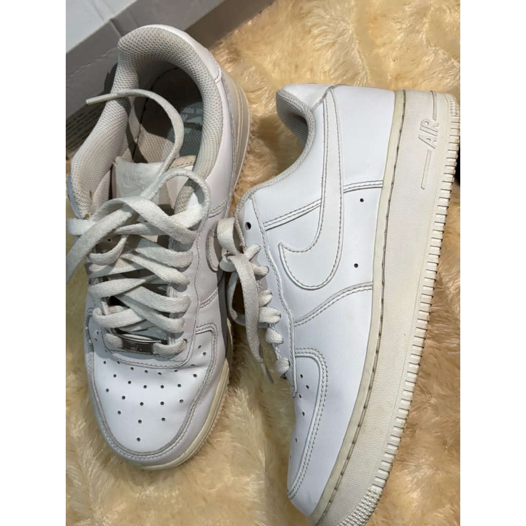 Air Force 1 Low White Women ORIGINAL (PRELOVED)