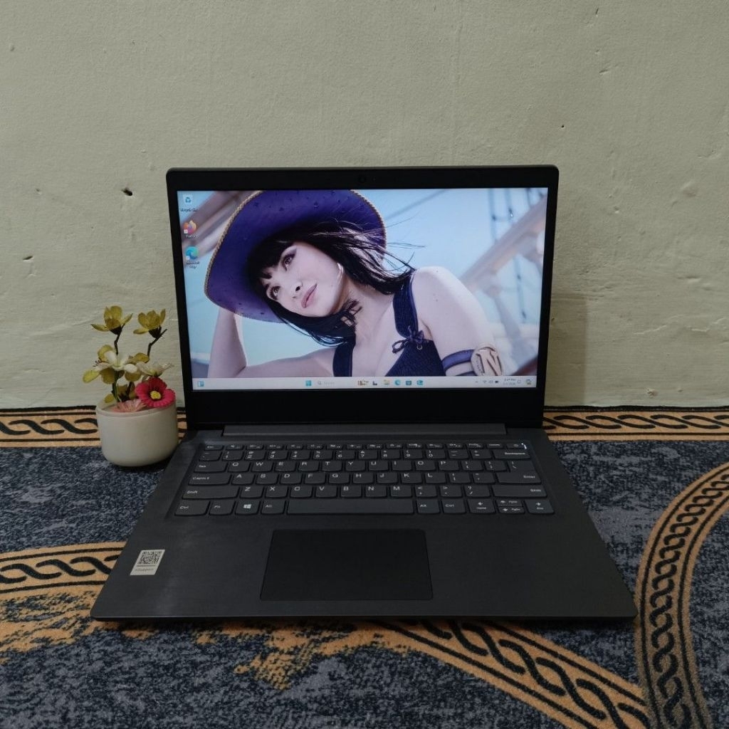 LenovoIdeapadV14Ryzen3