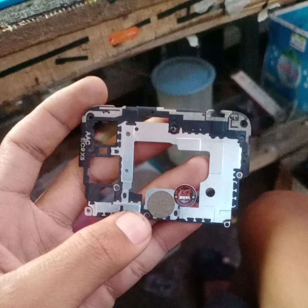 tutup mesin redmi s2