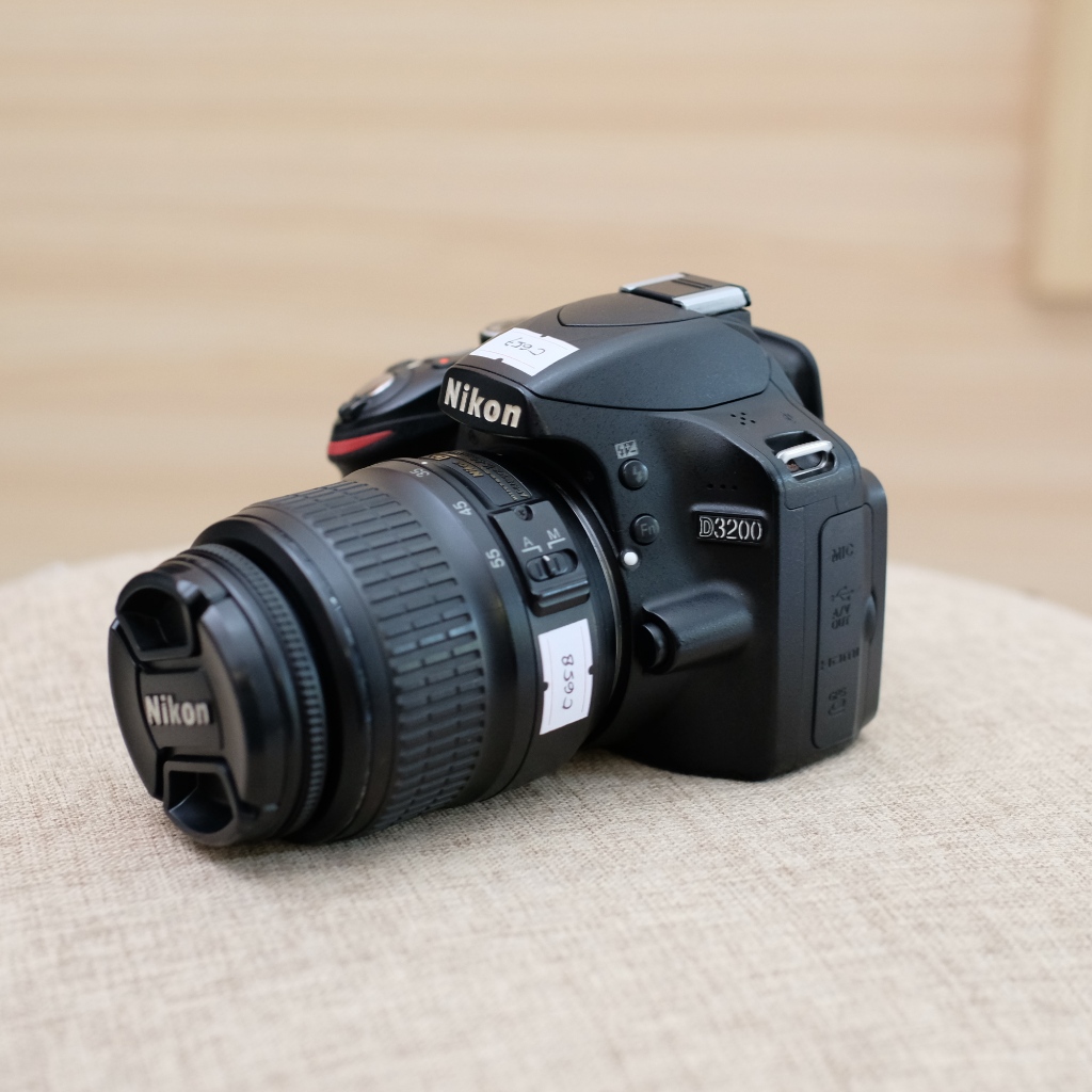 NIKON D3200 SECOND CONDITION KAMERA NIKON DSLR SIAP PAKAI