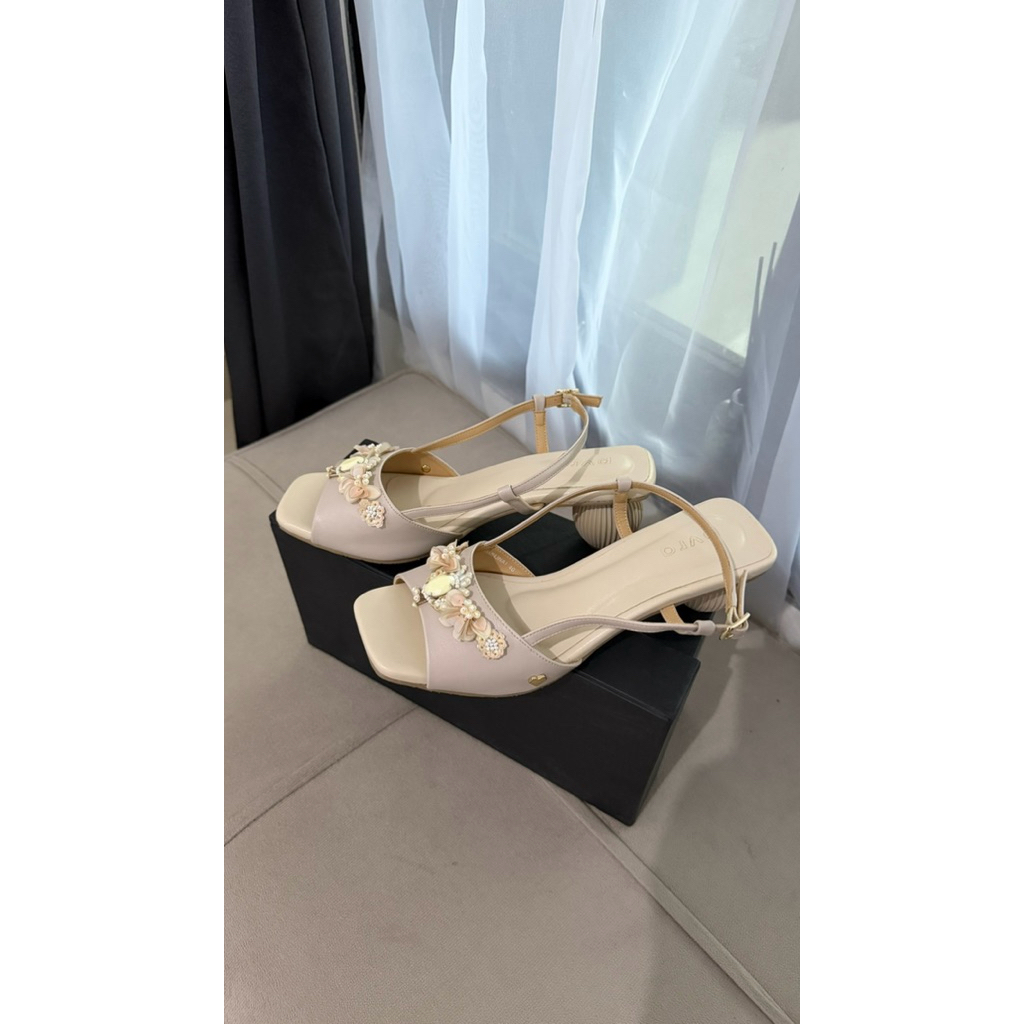preloved pvra jennie heels
