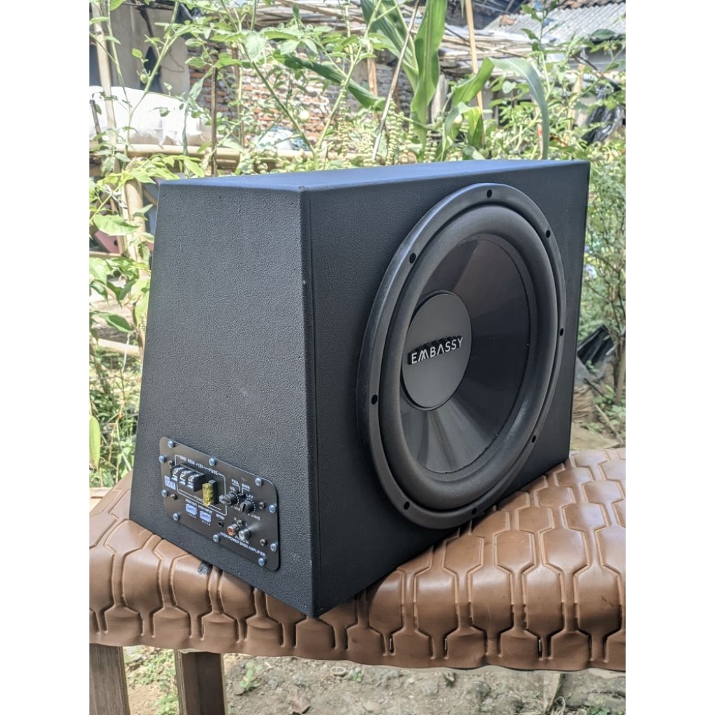 Subwoofer aktif mobil speaker 12 inch
