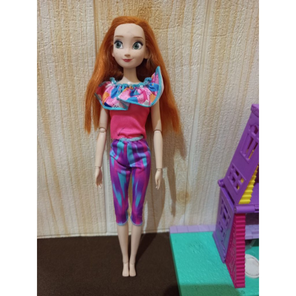 Barbie Disney Store Preloved