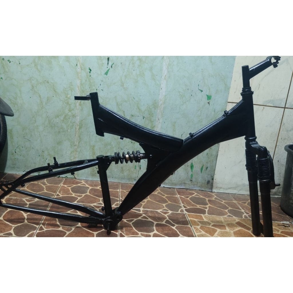frame sepeda  jadul sepeda MTB/gunung ukuran 26mewah