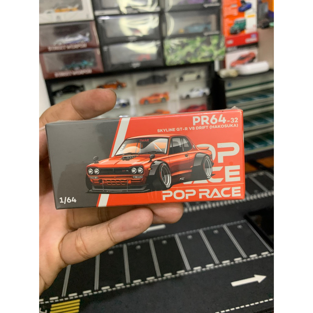 POP RACE NISSAN SKYLINE GT-R V8 DRIFT (HAKOSUKA)