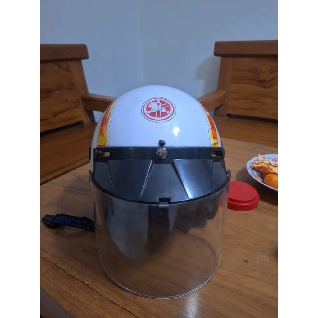 helm yamaha ori