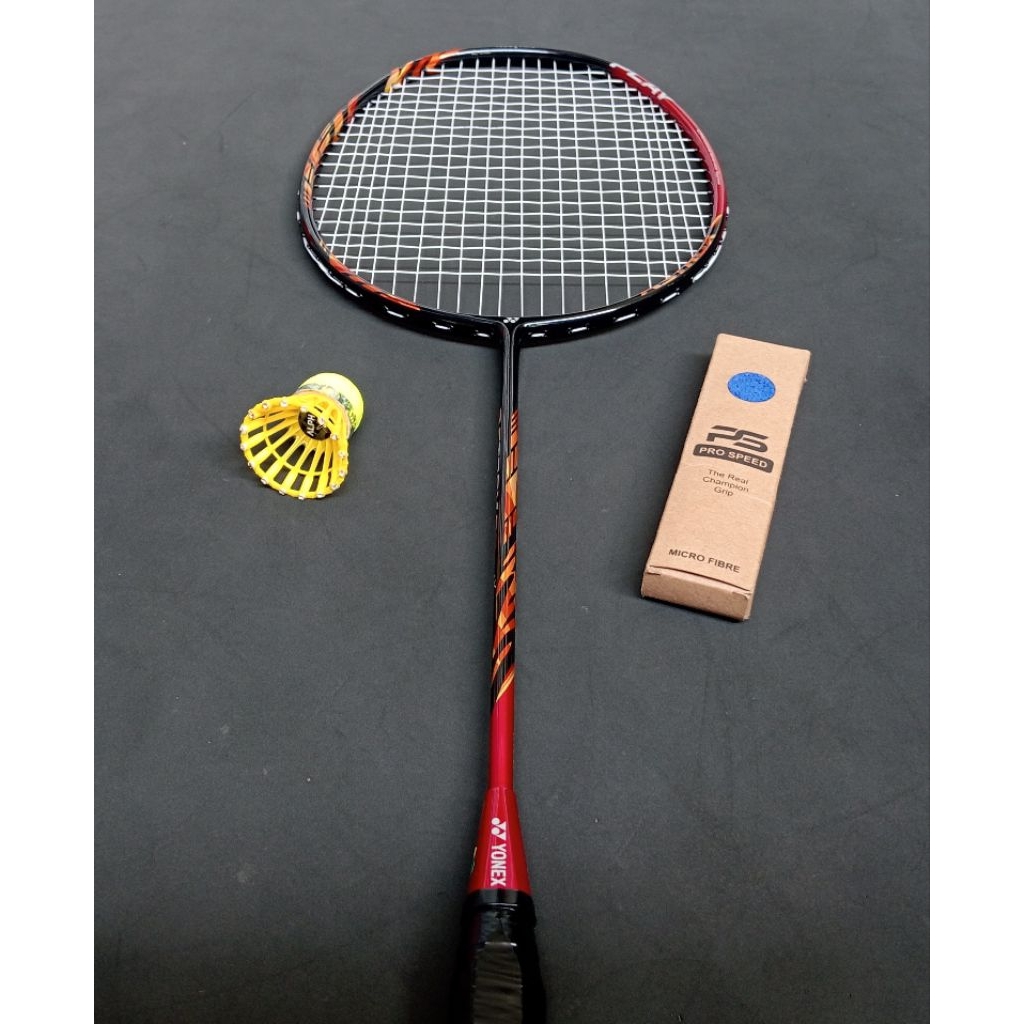 Raket badminton bulutangkis bekas second original yonex astrox 99 play