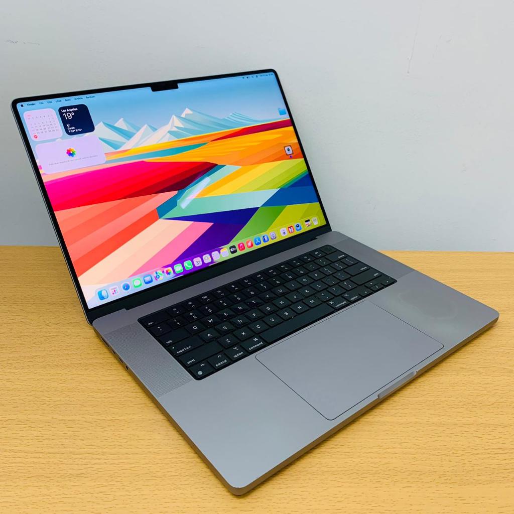 Macbook Pro M1/M1 MAX Pro 2021 16inch Second Original