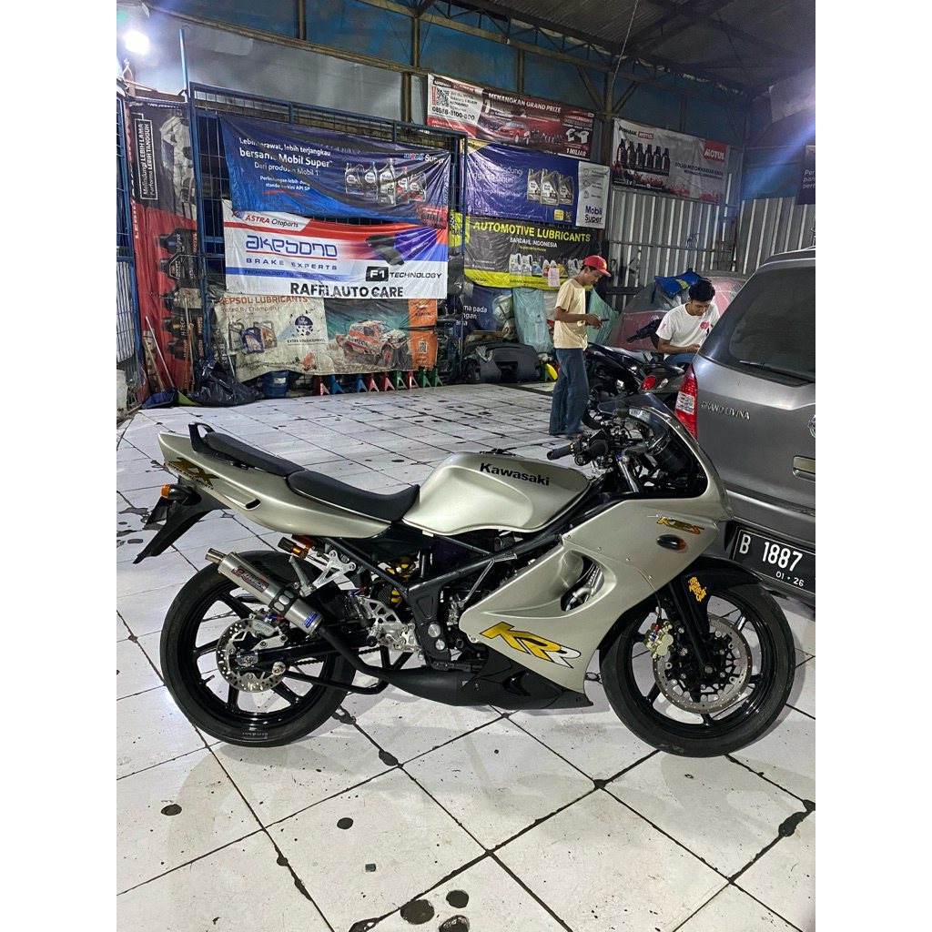 Dokumen ninja rr old 2006
