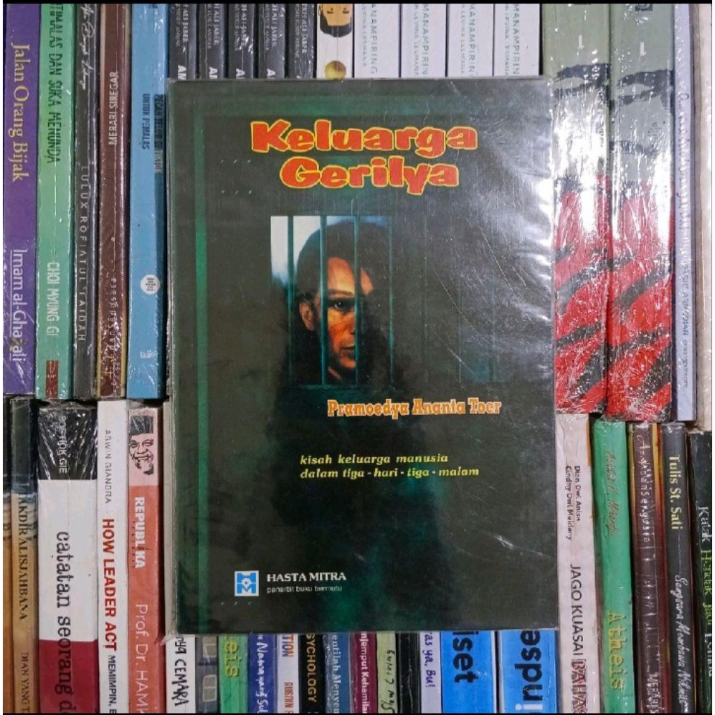 Keluarga Gerilya By Pramoedya Ananta Toer ORIGINAL