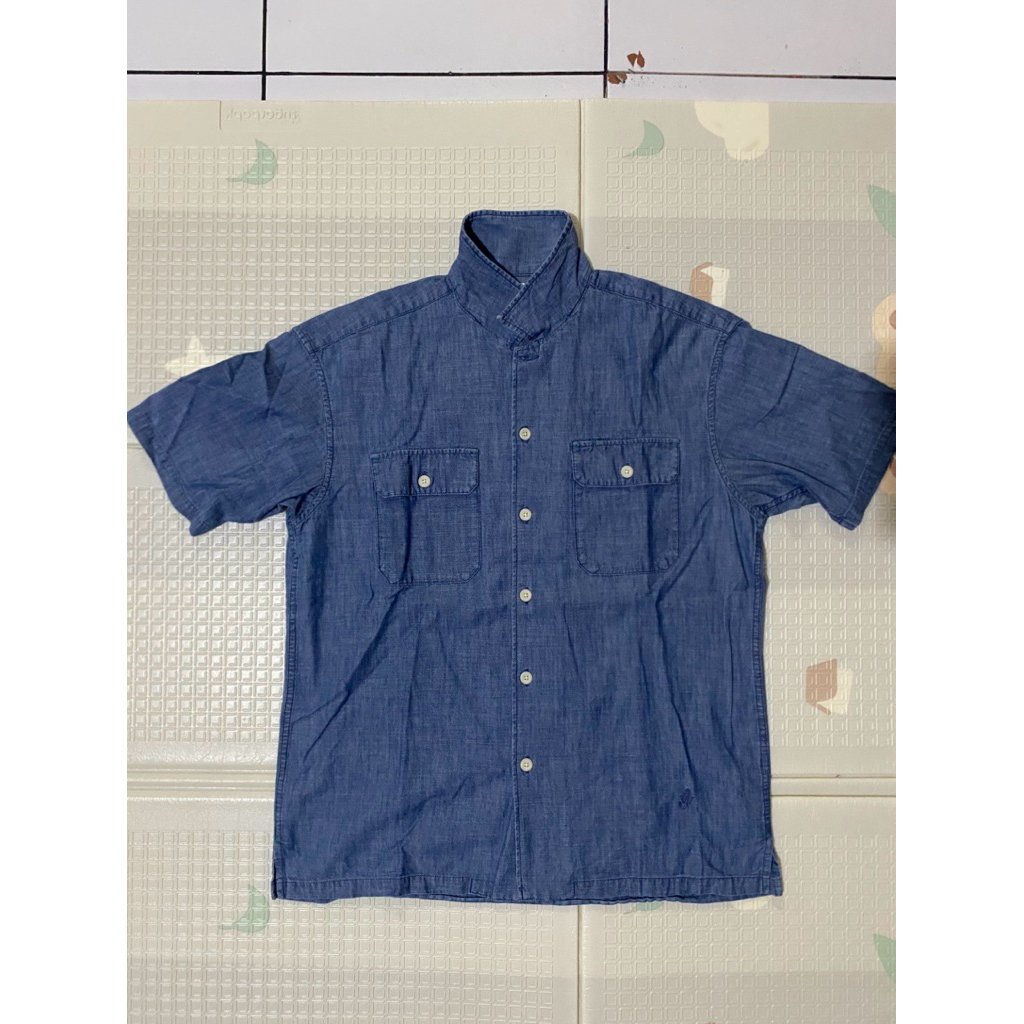 Kemeja Denim Uniqlo x JW Anderson