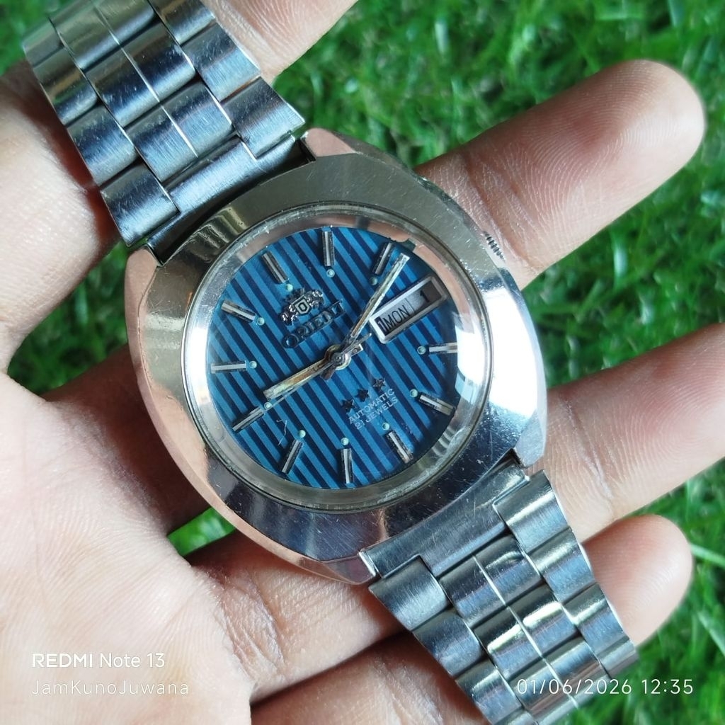jam tangan pria vintage ORIENT AUTOMATIC TRI STAR BLUE STRIPED 1976