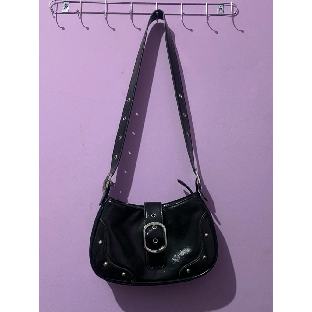 PRELOVED SHOULDER BAG SLIN BAG KKV