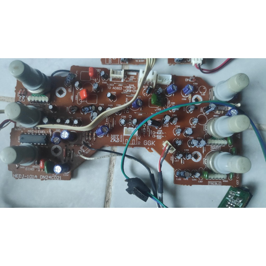 TONE CONTROL SPEAKER AKTIF POLYTRON PAS 68B (BACA KETERANGAN BAIK-BAIK)