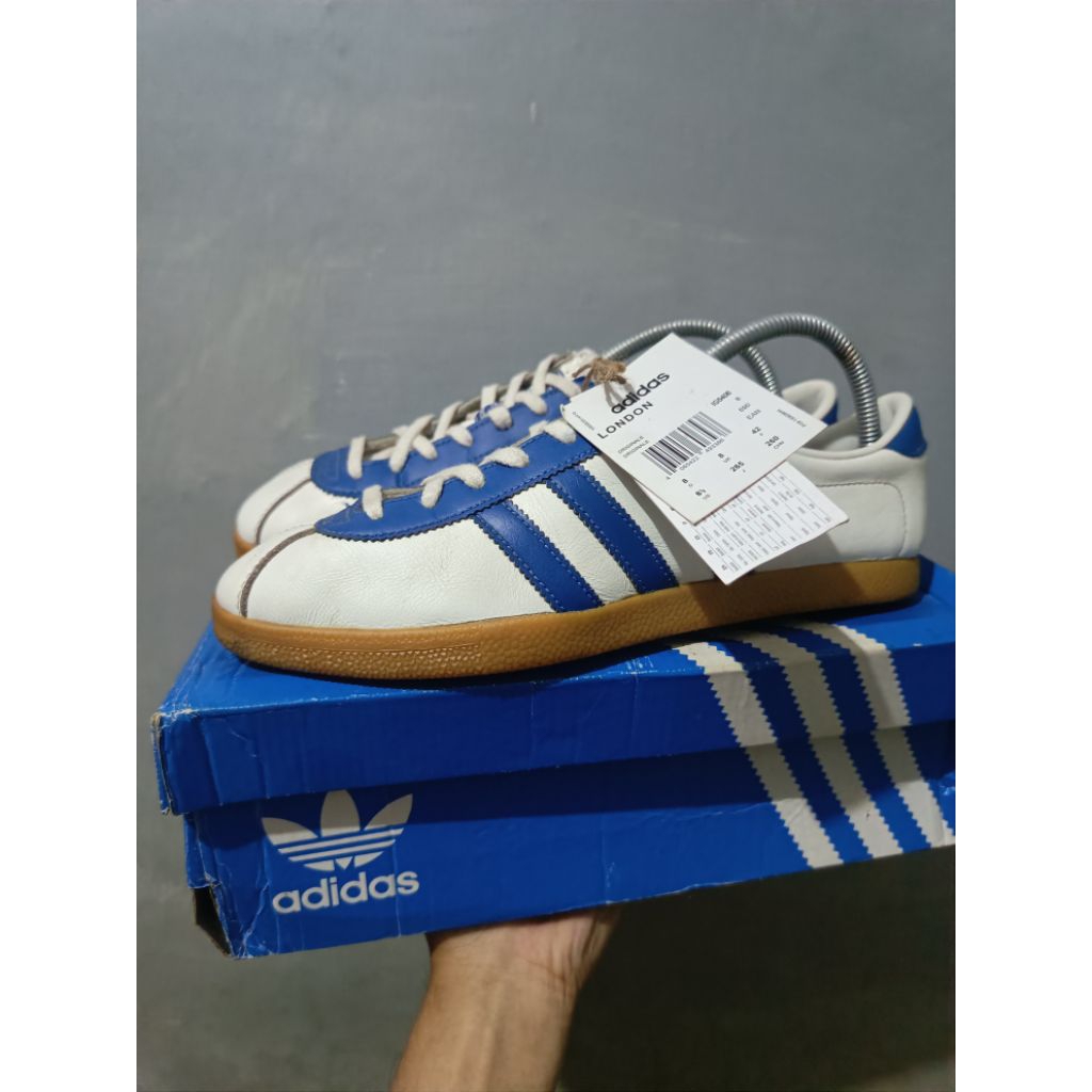 Adidas London Noel