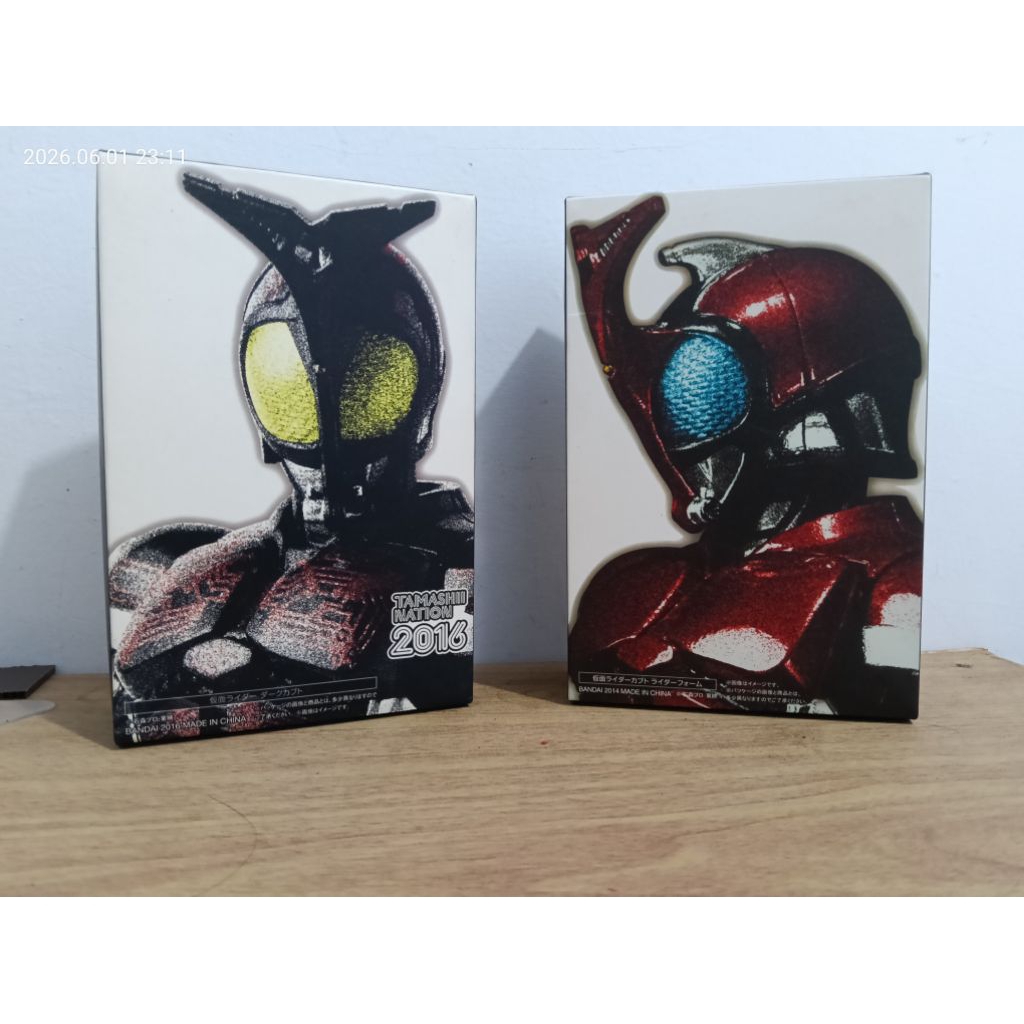 SHF Kamen rider Kabuto dan dark kabuto ss kw bootleg