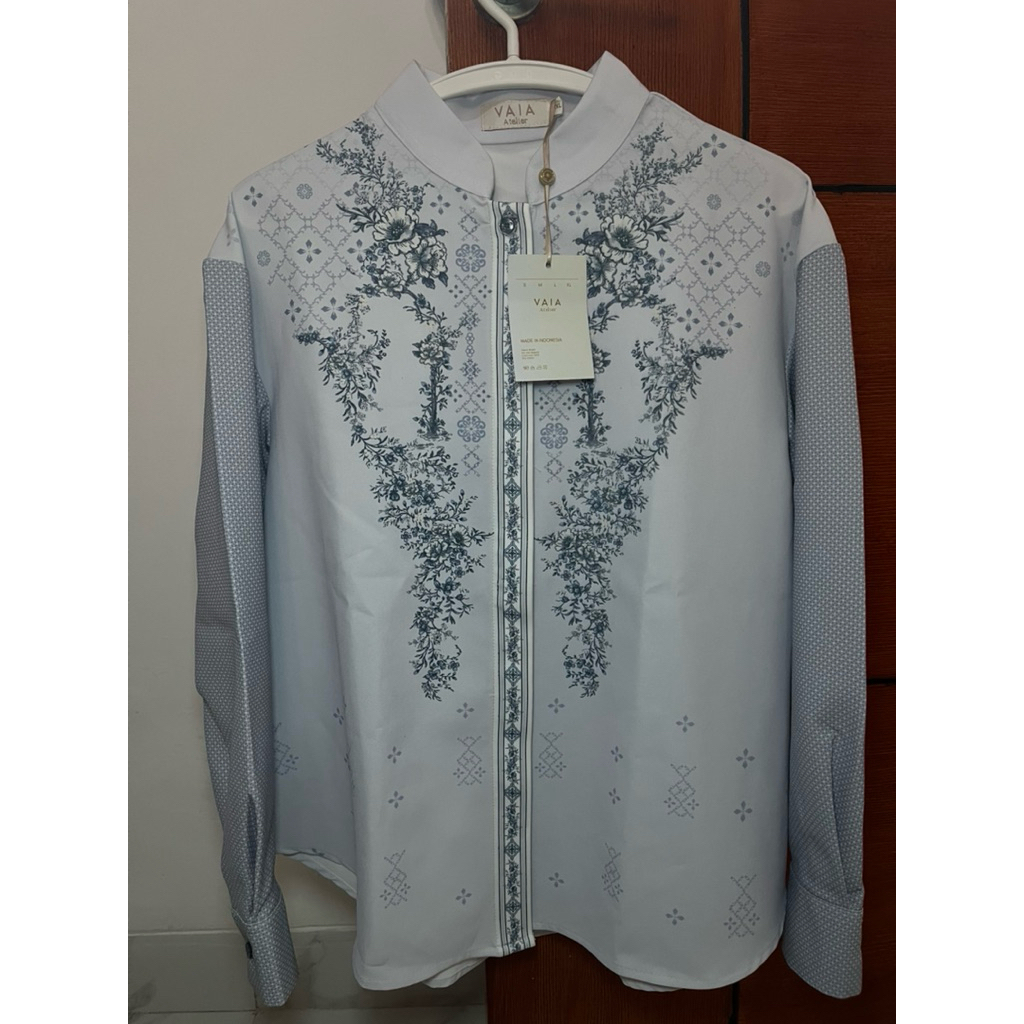 VAIA Kemeja L/XL (New)